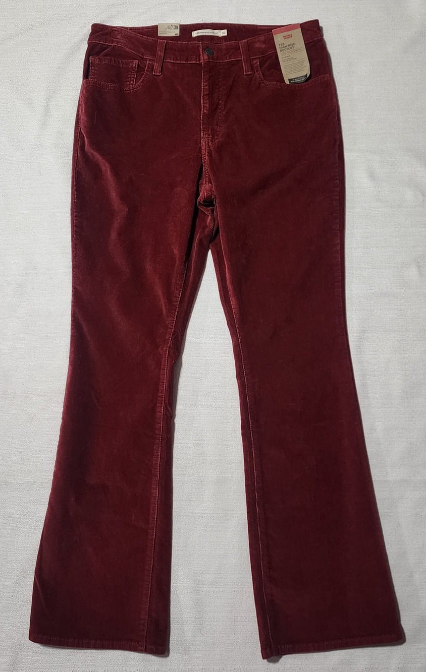 Levi's 725 high rise bootcut corduroy pants W32xL32